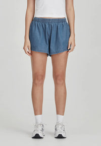 Women's Boyfriend Short - Chambray