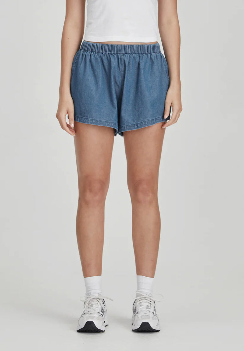 Women's Boyfriend Short - Chambray