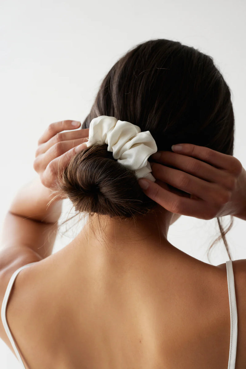 Silk Scrunchie - Ivory