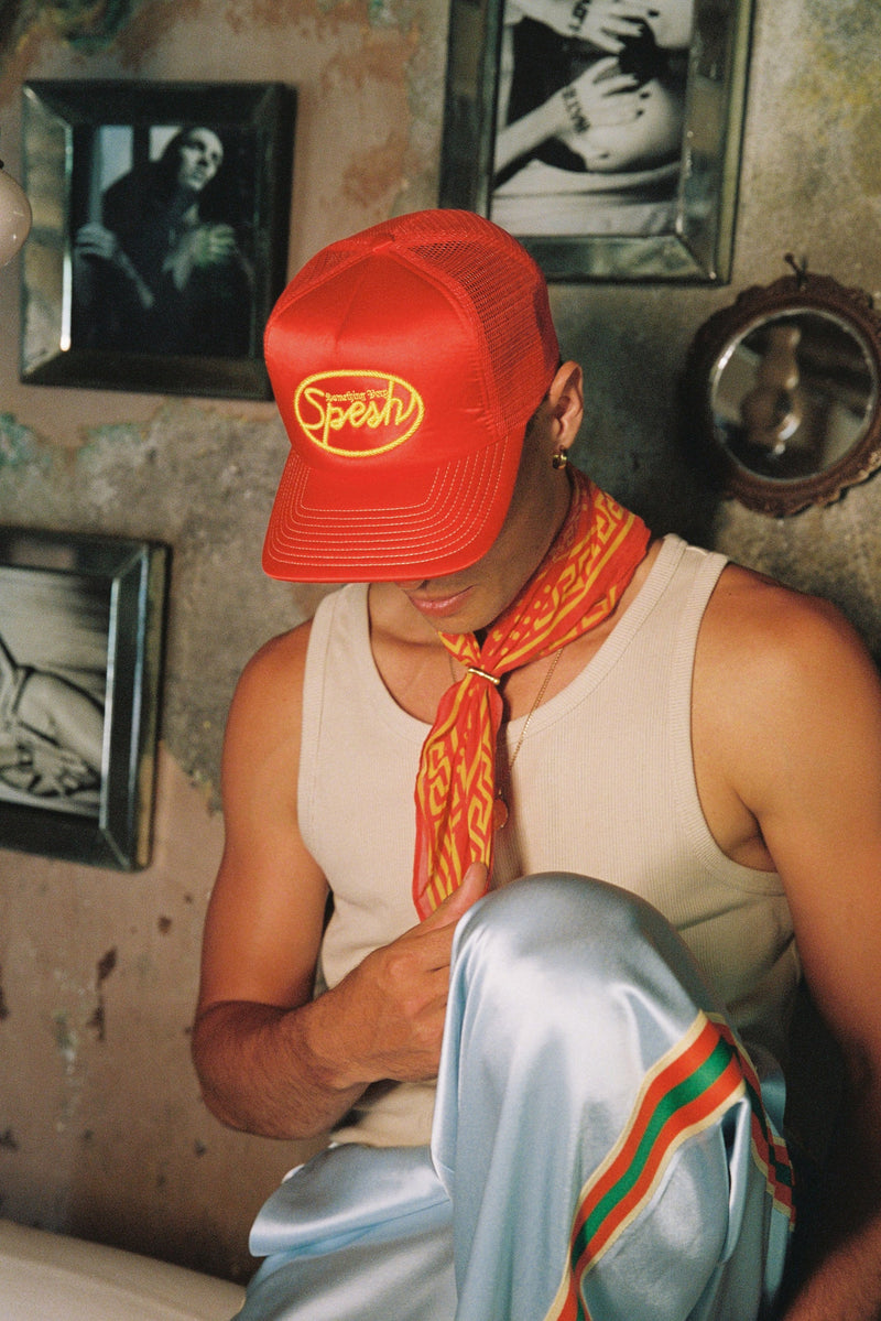 SATIN SPESH TRUCKER RED