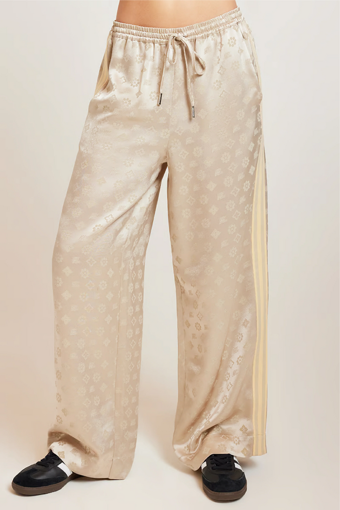 Jaquard Satin Vaycay Pant - Sand