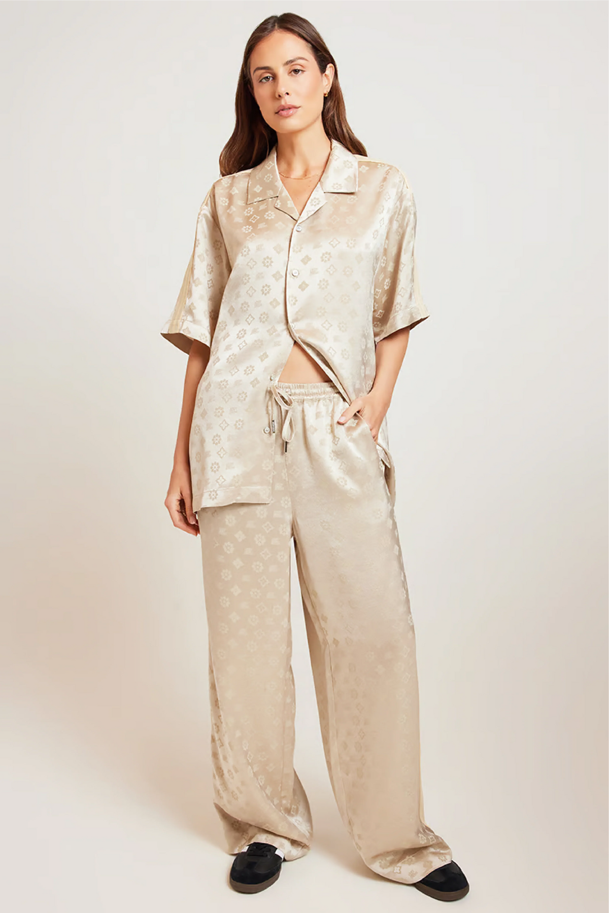 Jaquard Satin Vaycay Pant - Sand